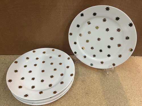 Set crate barrel white - of,
